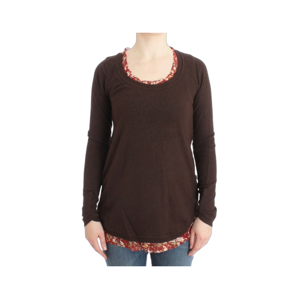 Brown crewneck sweater