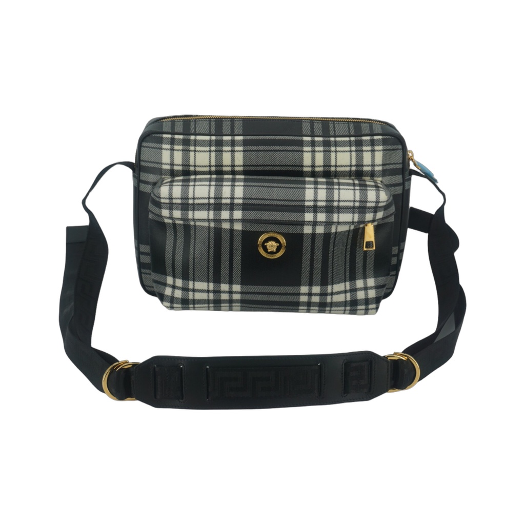 Elegant Grey Leather Crossbody Bag