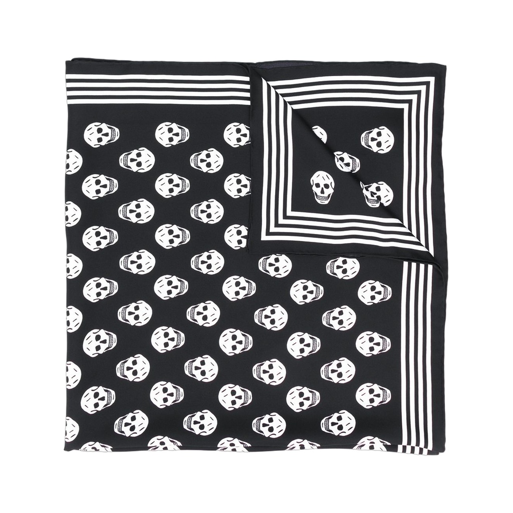 Alexander McQueen Scarfs Black