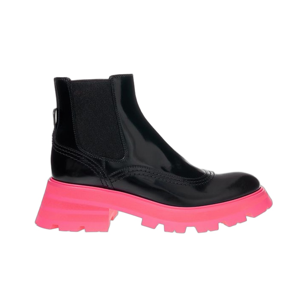 Elegant Black Leather Boots