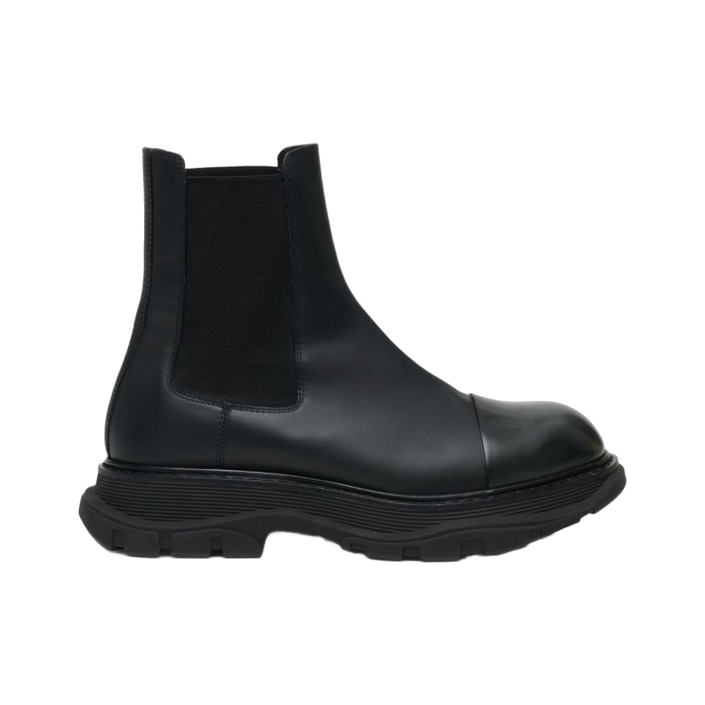 Tread Exaggerated-Sole Leather Chelsea Boots