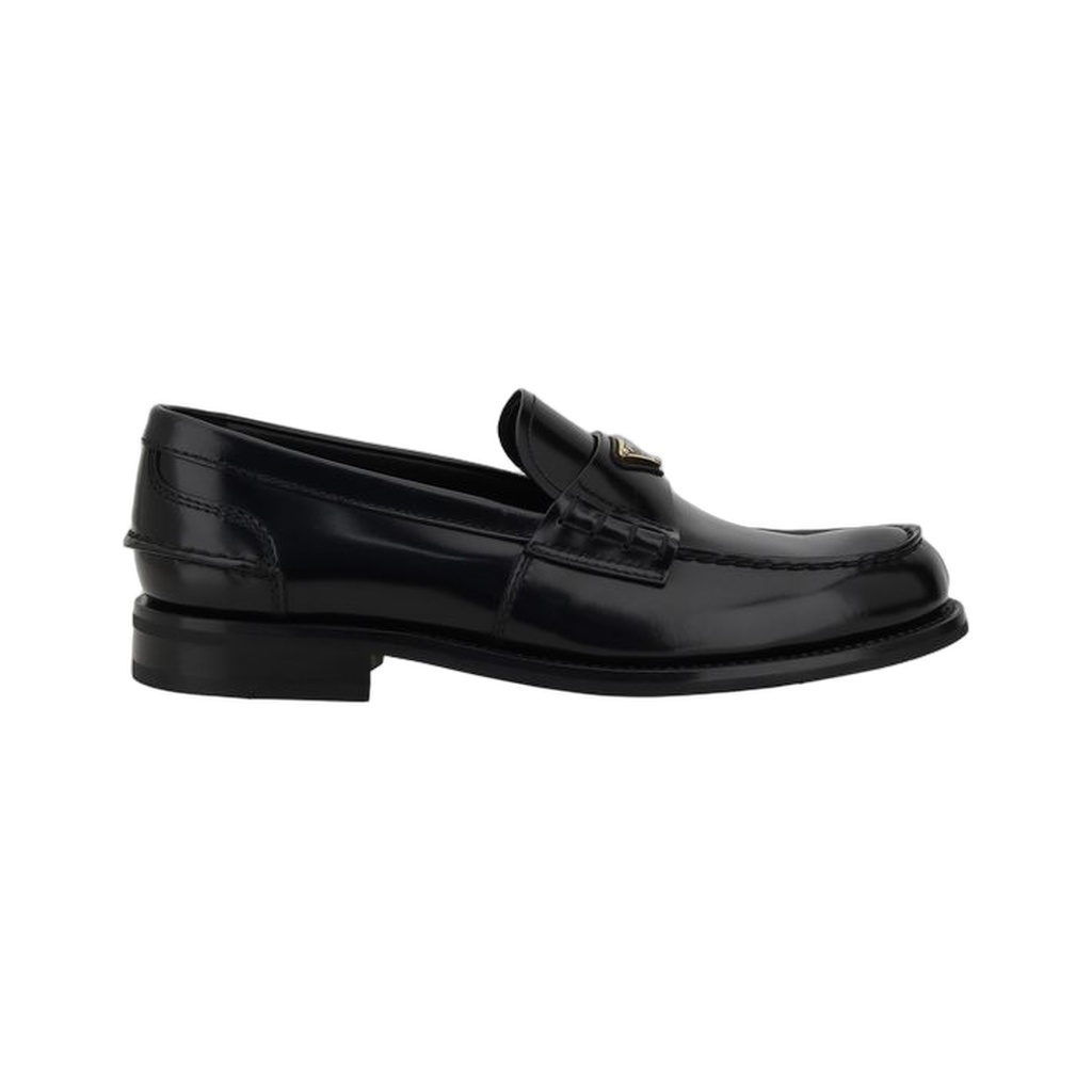Triangular plaque Loafers